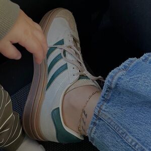 Adidas Gazelle Bold Magic